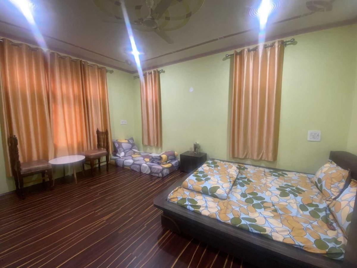 Oyo 81382 Penthouse