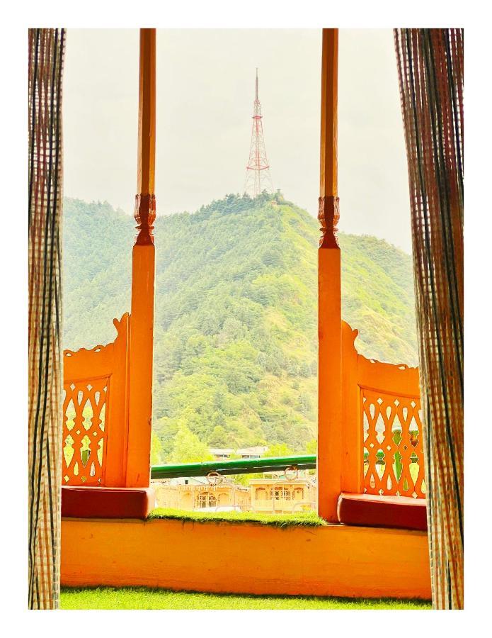 The Heritage Plato Group Of Houseboats 4* Srinagar (Jammu and Kashmir)