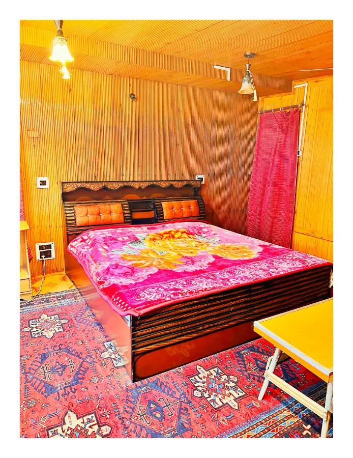 The Heritage Aristotle Group Of Houseboats Srinagar (Jammu and Kashmir)
