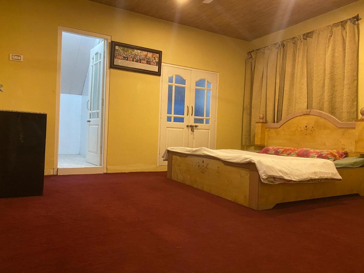 Aurab&b Homestay Srinagar (Jammu and Kashmir)