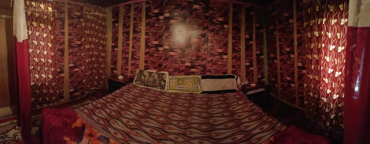 Island Homestay Srinagar (Jammu and Kashmir)
