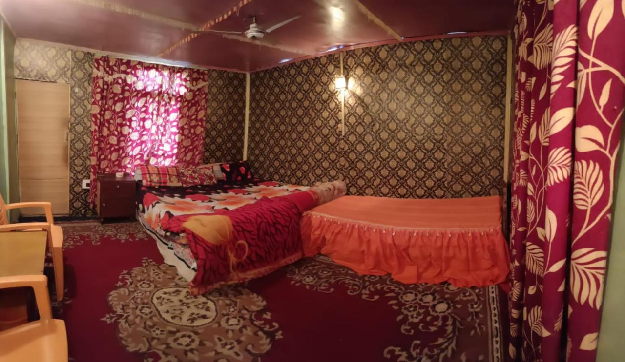Homestay Island Srinagar (Jammu and Kashmir)
