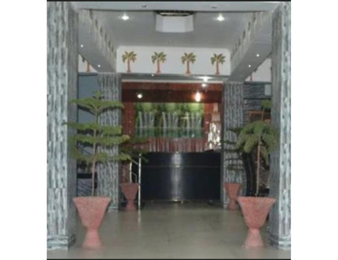 Pandit Palace, Homestay