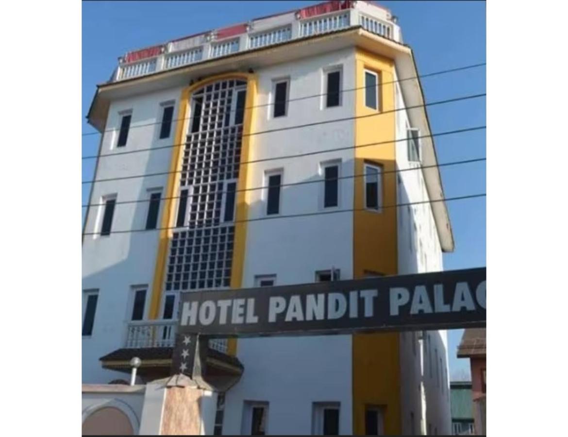 Homestay Pandit Palace,