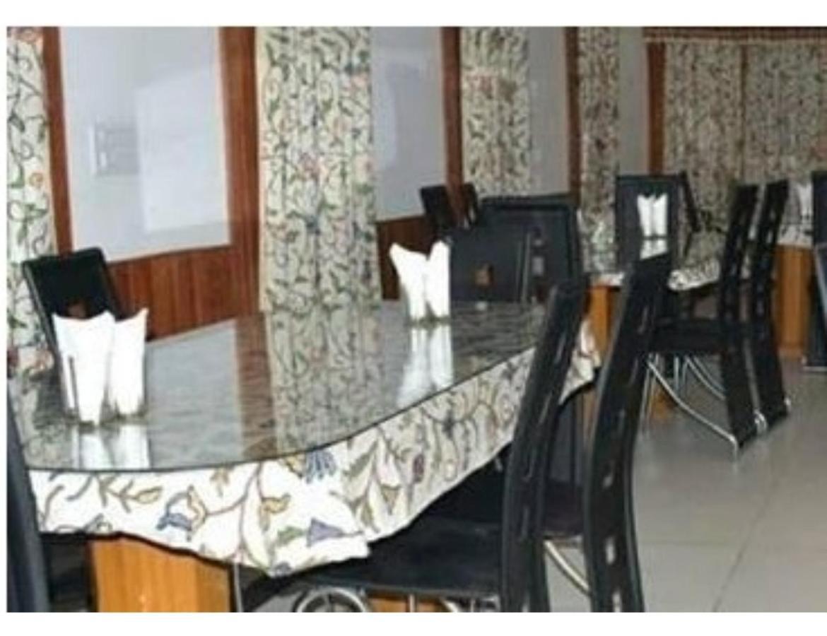 Pandit Palace, Homestay