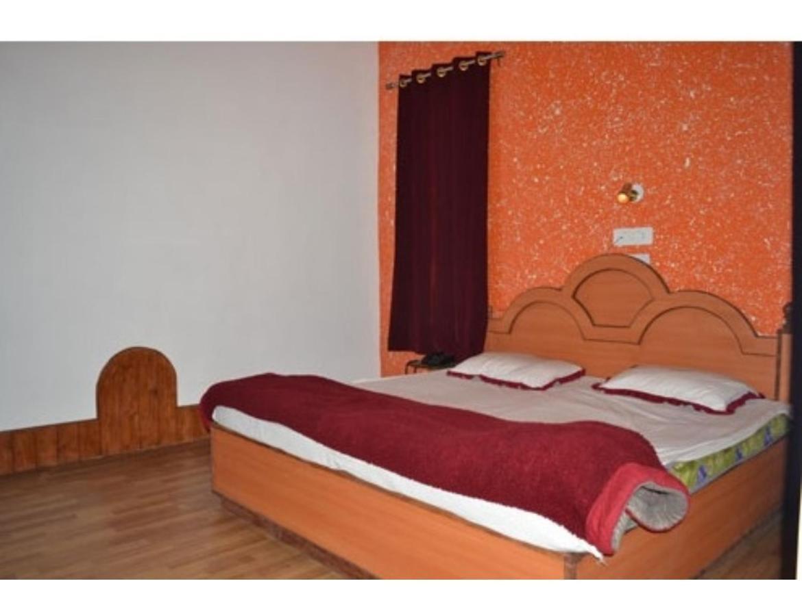 Pandit Palace, Homestay *