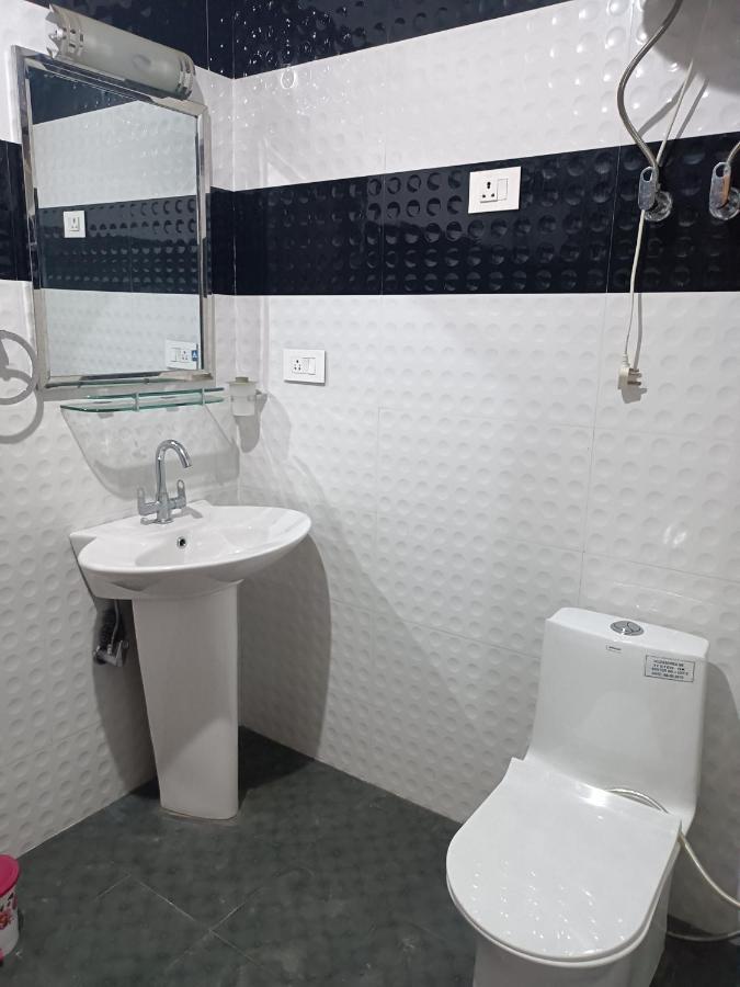 Guest house Coachman Homestay Srinagar (Jammu and Kashmir)