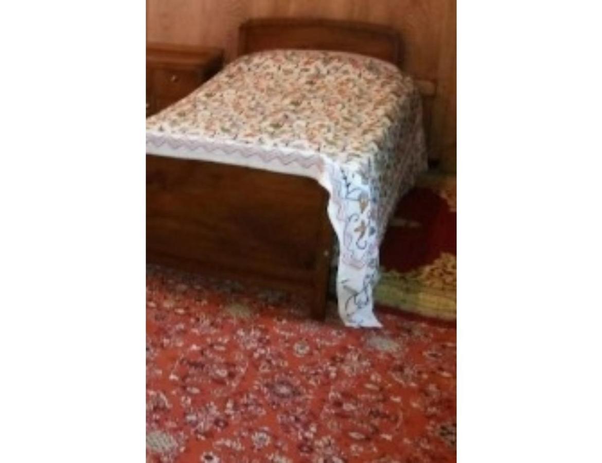 Ritz, Homestay Srinagar (Jammu and Kashmir)
