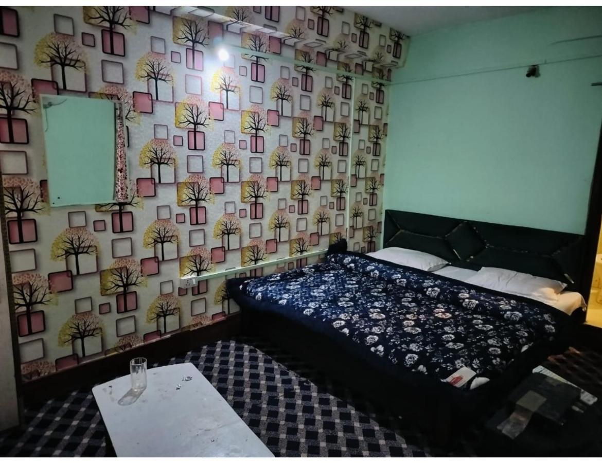 Homestay Ritz, Srinagar (Jammu and Kashmir)