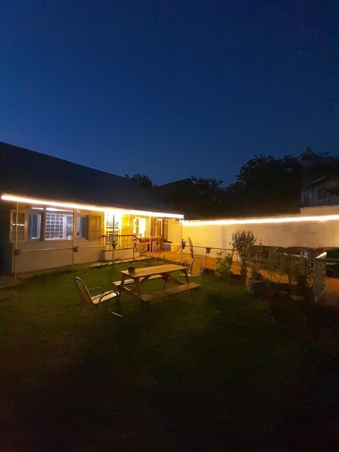 Gypsys Hostel Srinagar (Jammu and Kashmir)