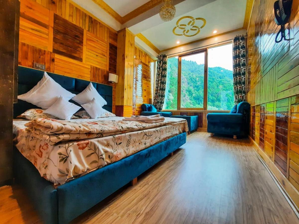 Padshapal Resorts Srinagar (Jammu and Kashmir)