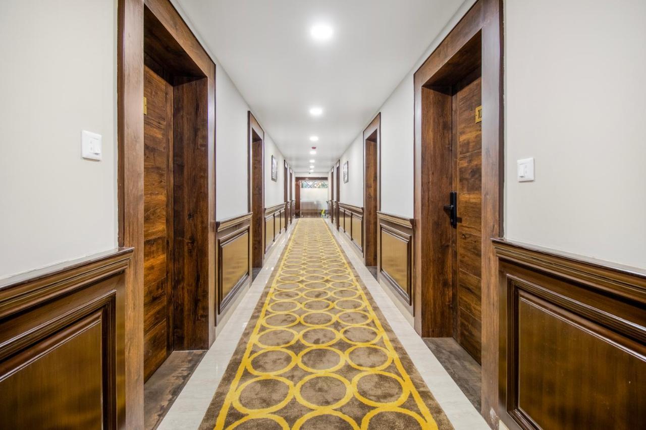 Hotel Elaf Residency Srinagar (Jammu and Kashmir)