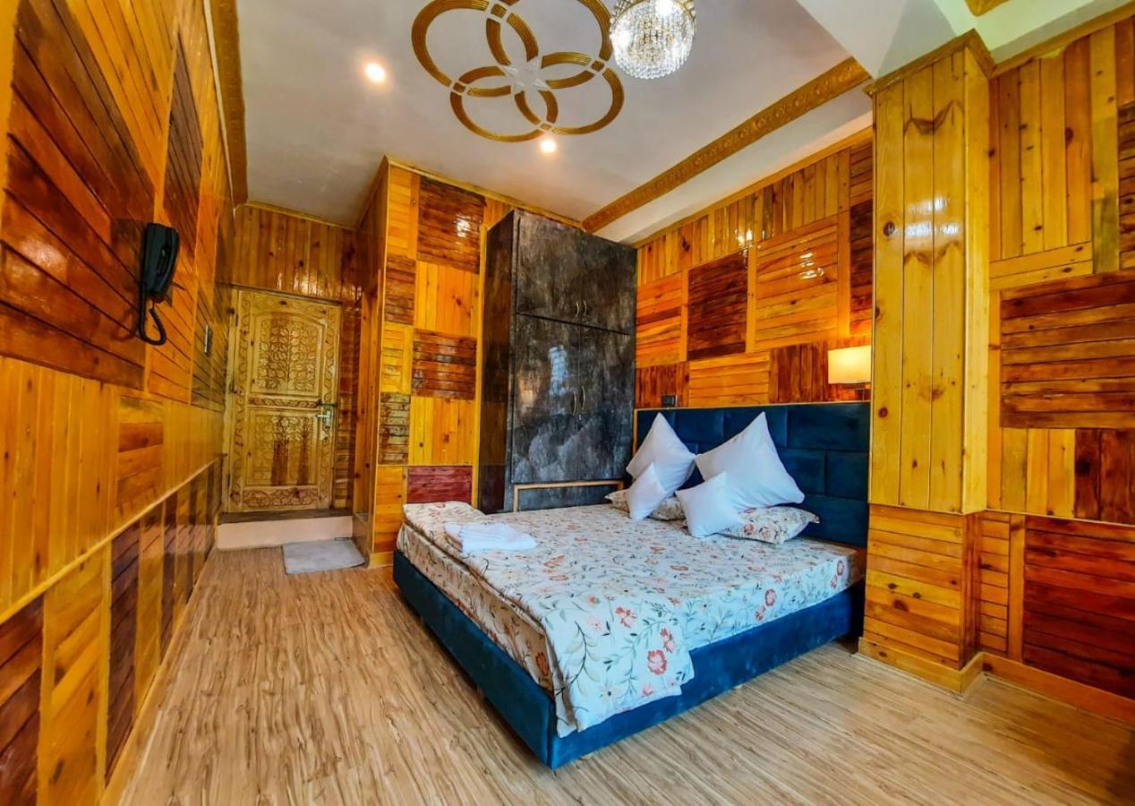 Padshapal Resorts Hotel Srinagar (Jammu and Kashmir)