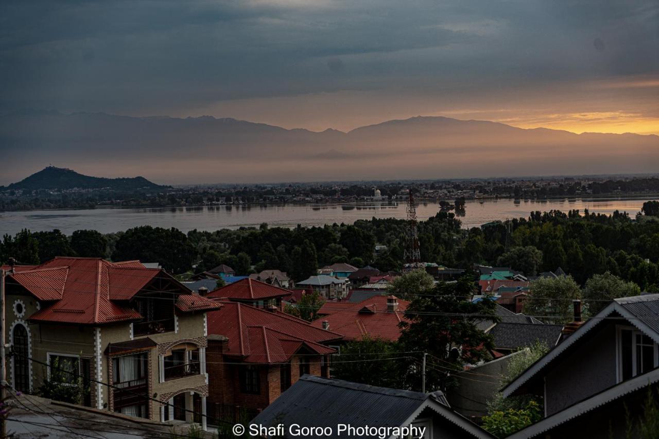 Hotel Orania Srinagar (Jammu and Kashmir)
