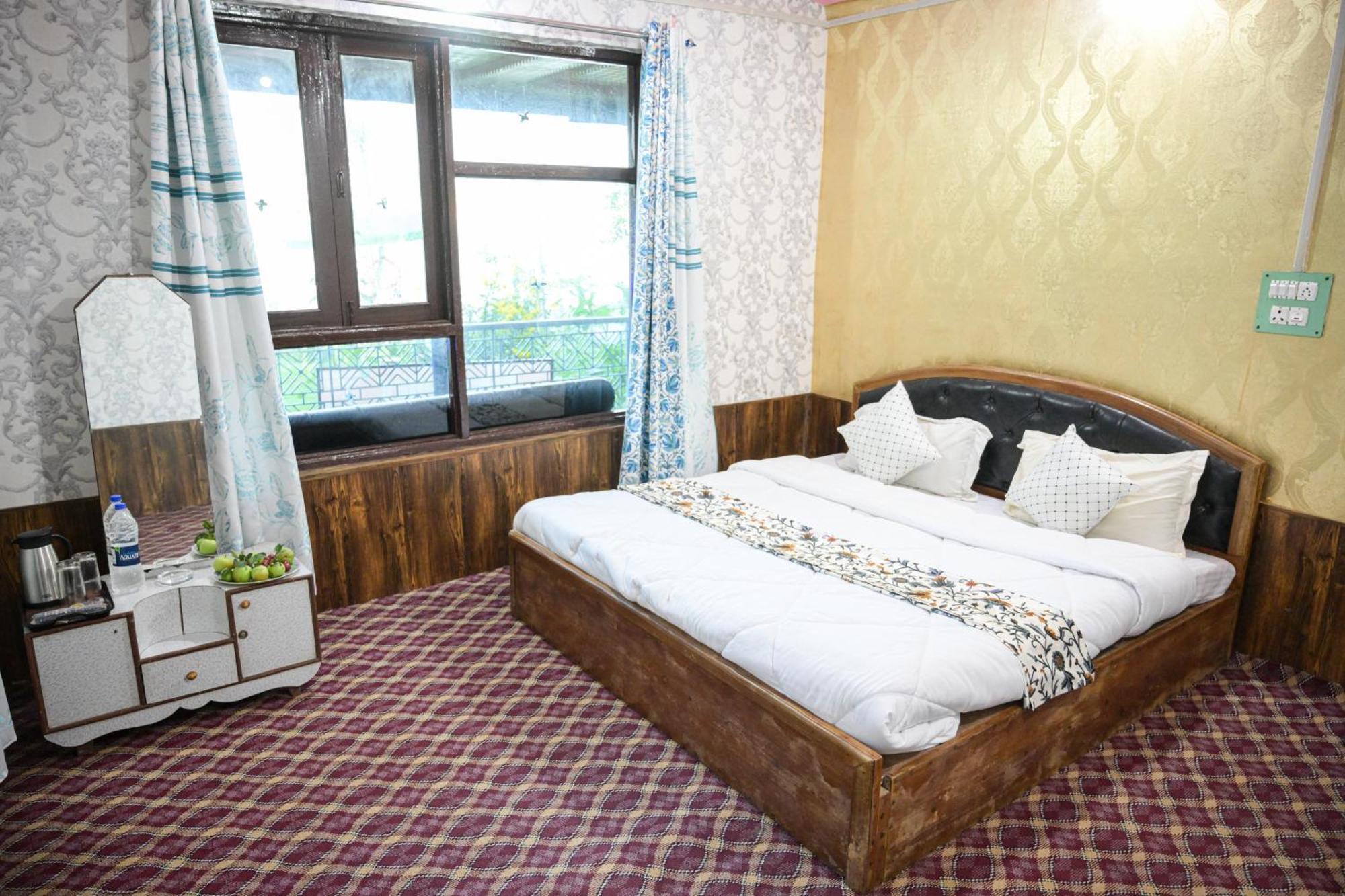 Side Boutique By Guided Stays Hotel Srinagar (Jammu and Kashmir)