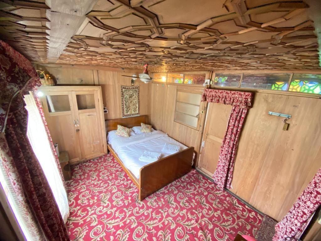 The Flostel Hostel
