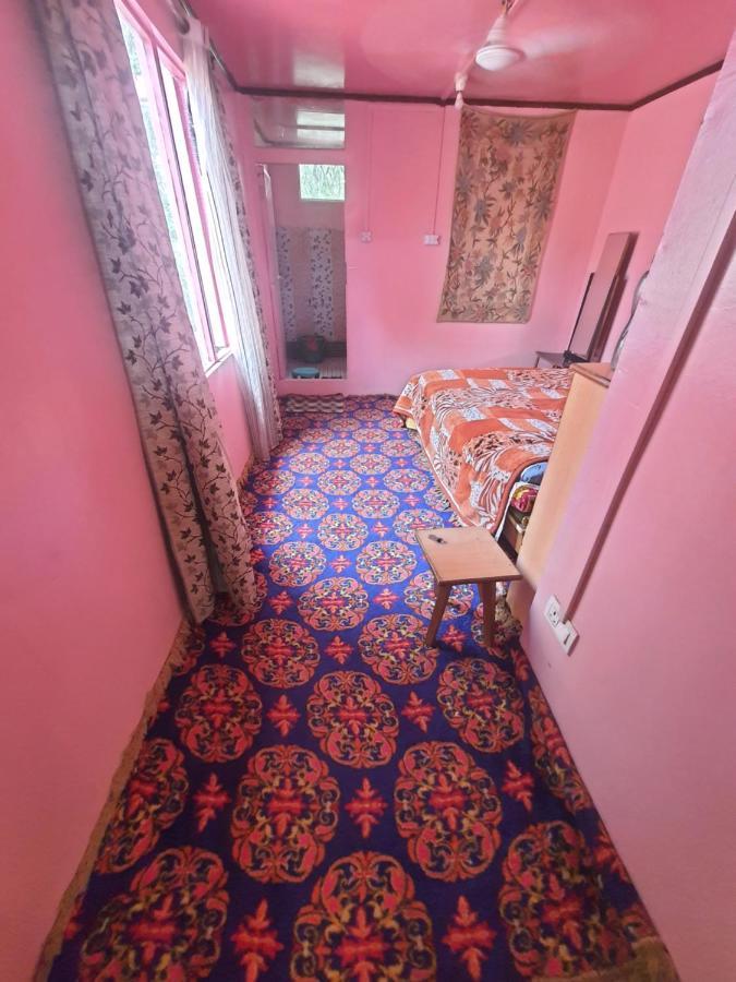 Hotel View Group Of Houseboats Srinagar (Jammu and Kashmir)