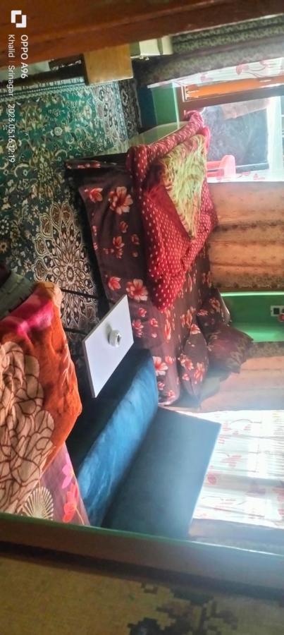 Hotel Arjumand Srinagar (Jammu and Kashmir)