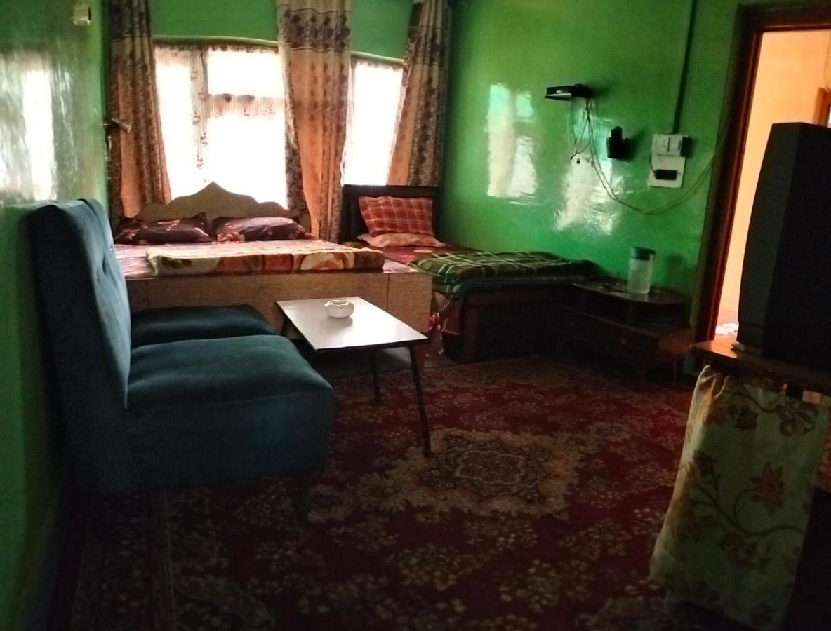 Hotel Arjumand 3*