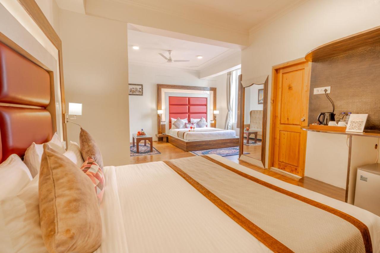 Hotel Crown 4*