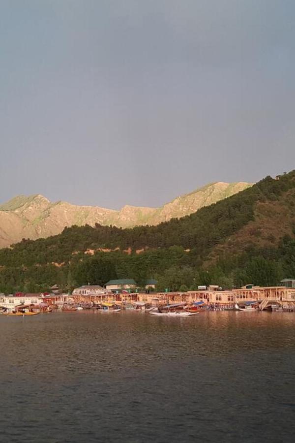 Hotel Floating Heritage Group 4*