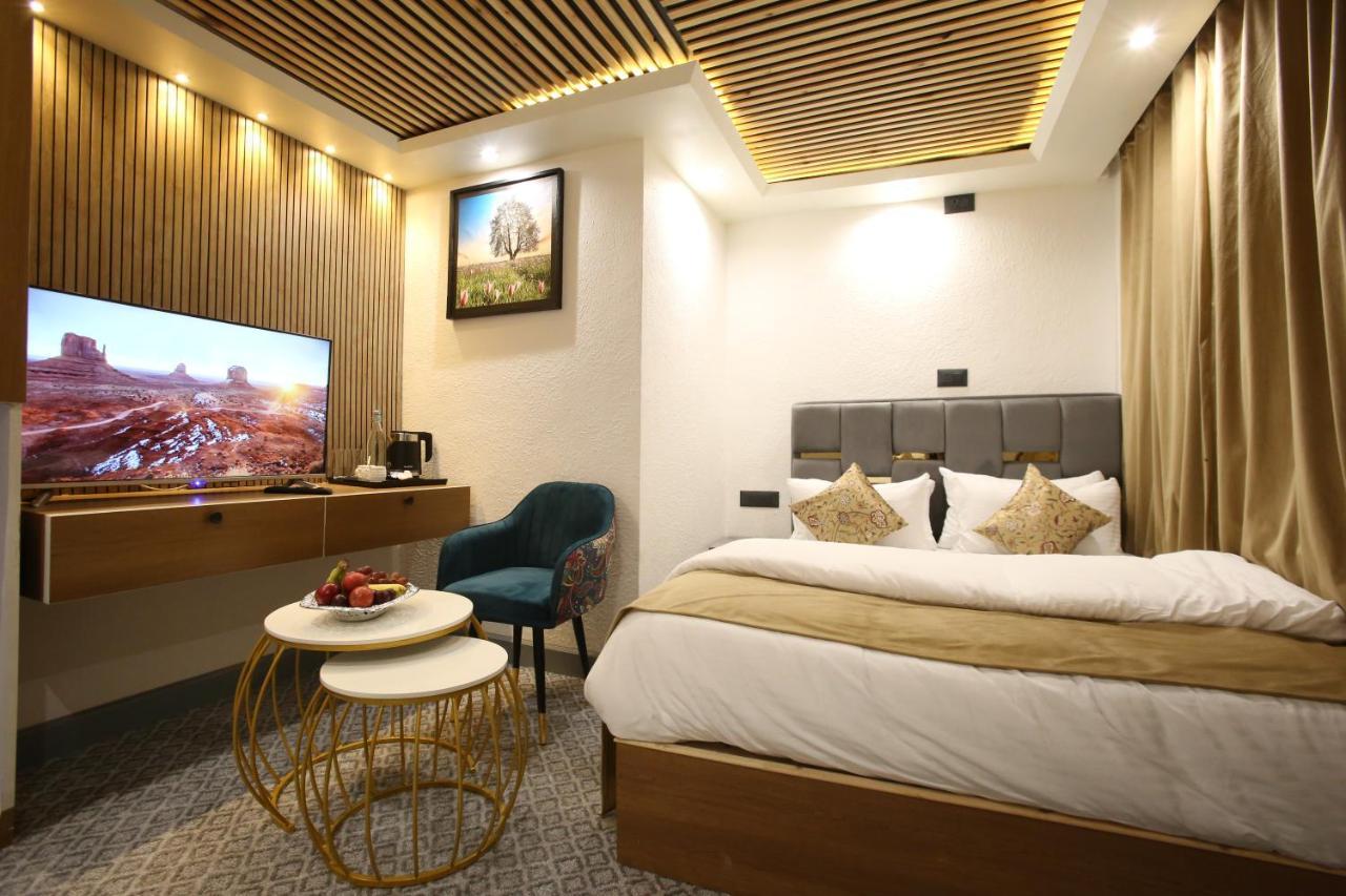 Ahmed Residency Srinagar (Jammu and Kashmir)