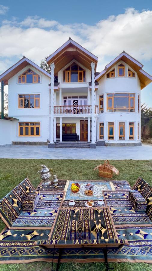 Buhayra Lakefront By Veo - Part Of Stayvista Srinagar (Jammu and Kashmir)