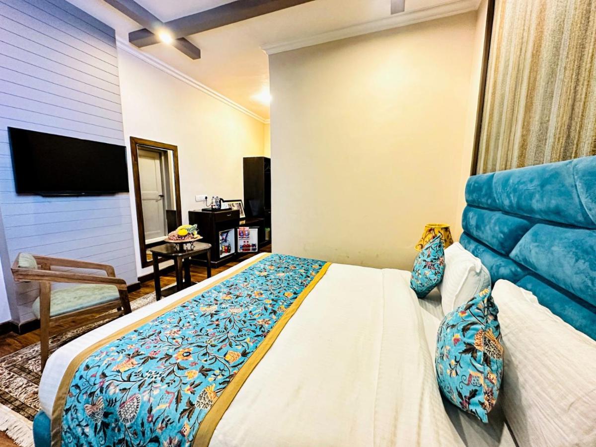 Grand Zamin Hotel