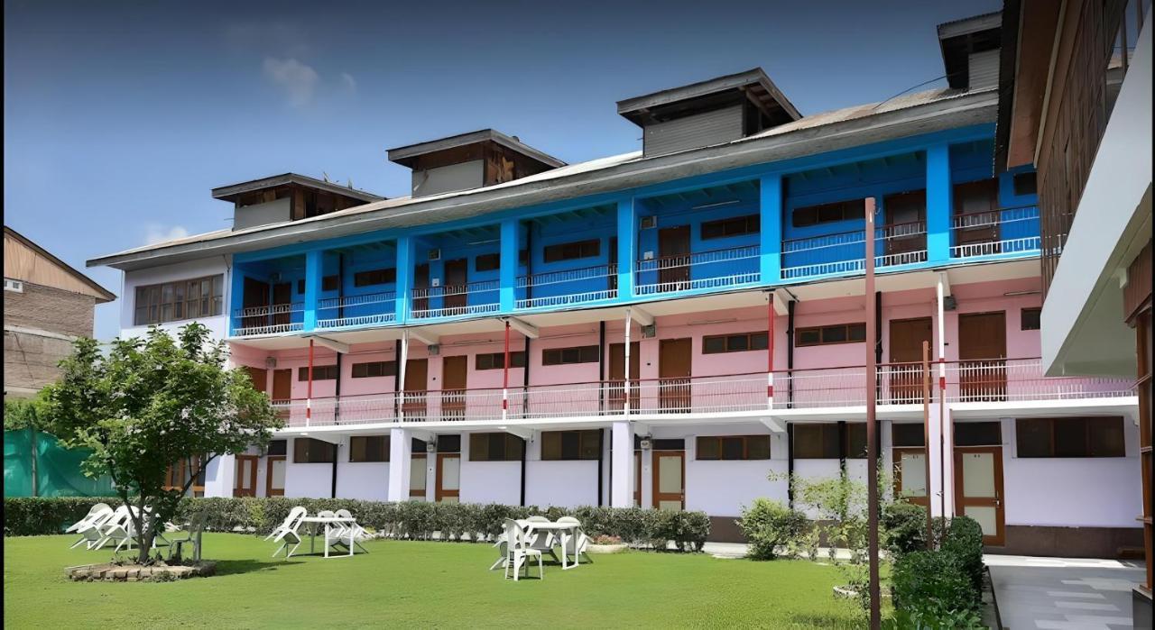New Sahil Hotel