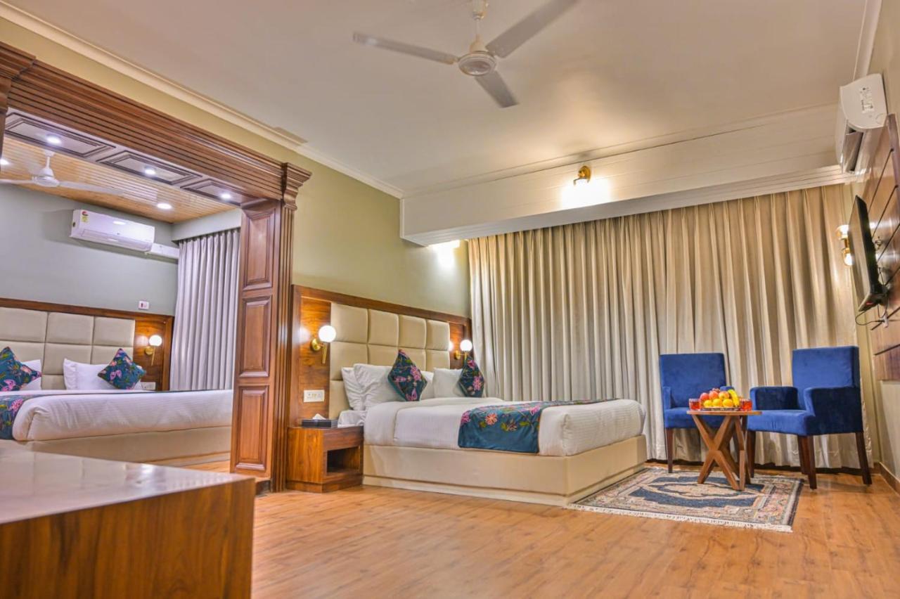Midtown Greens 4*