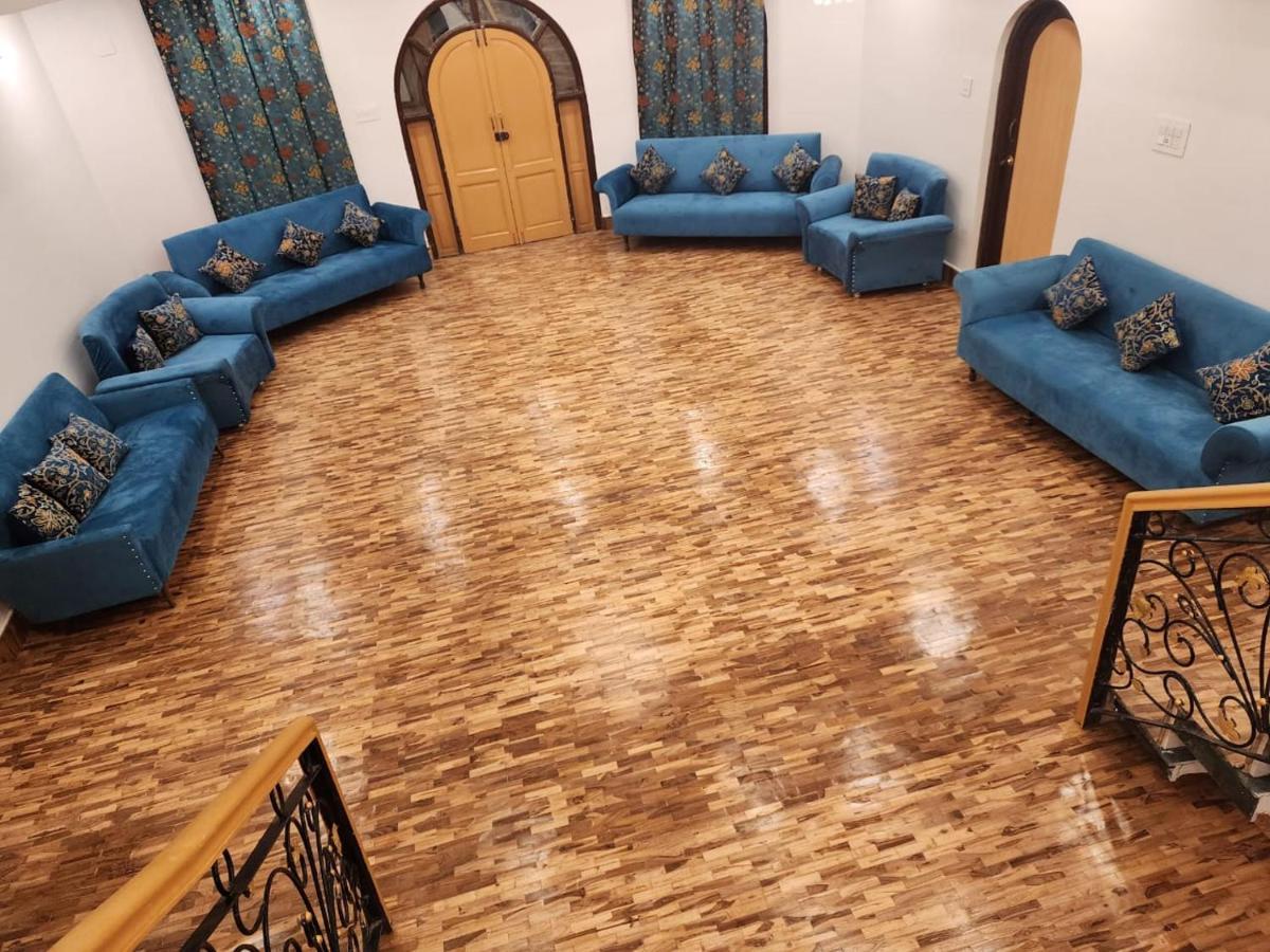 The Grand Nishat Srinagar (Jammu and Kashmir)