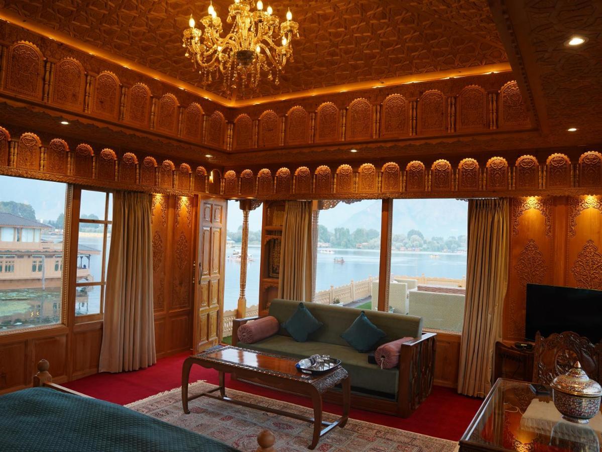 Harmukh Houseboat By Pattern Hotel 5*