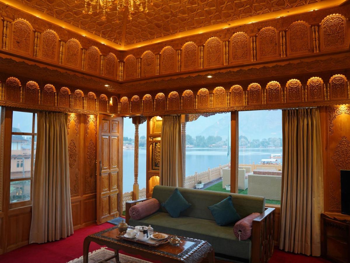 Harmukh Houseboat By Pattern Hotel 5*