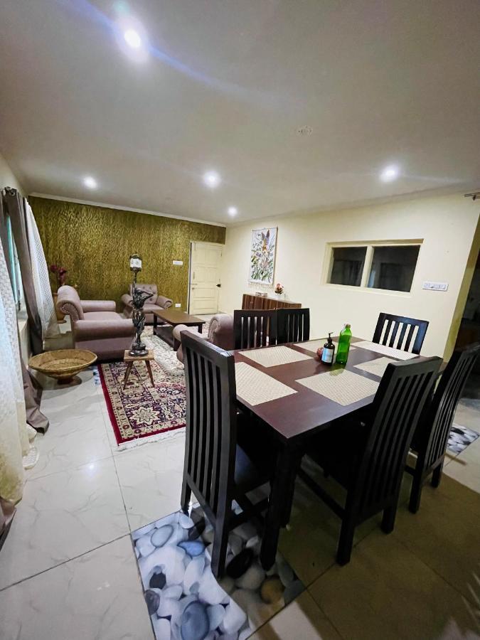 Hotel The Khayabaan - Luxurious Away From