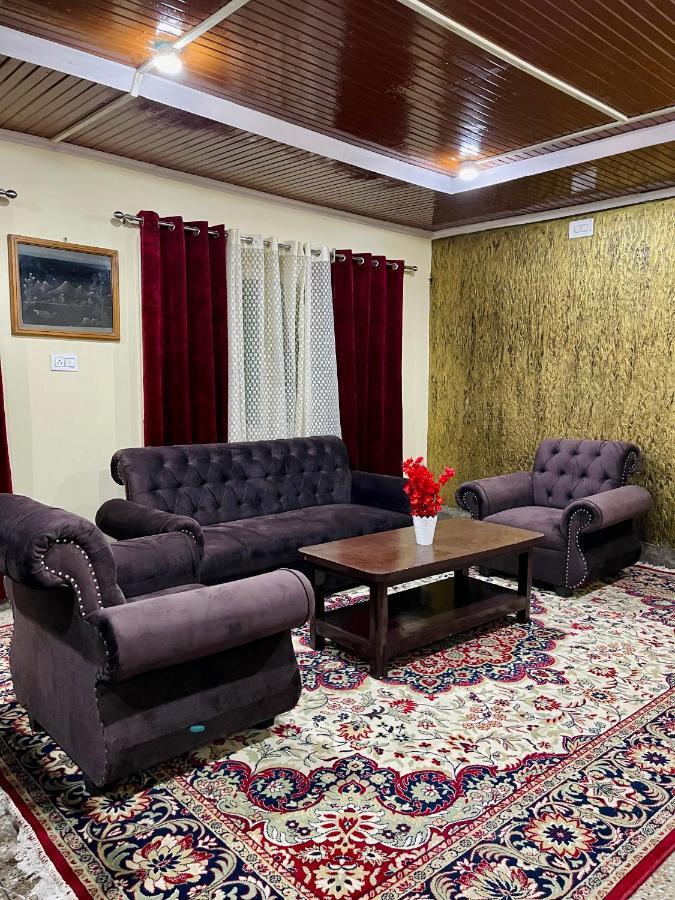 Hotel The Khayabaan - Luxurious Away From *