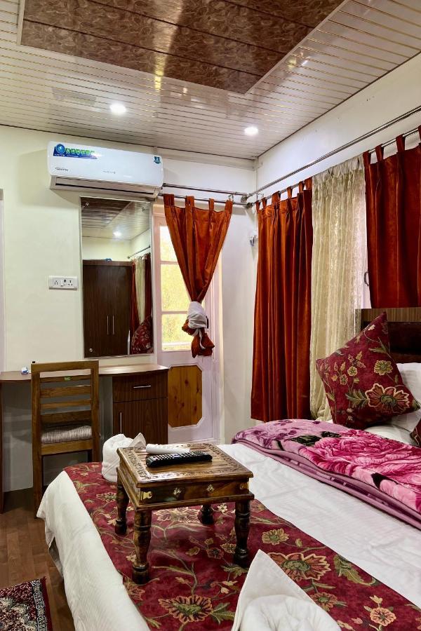 Sultan Residency *