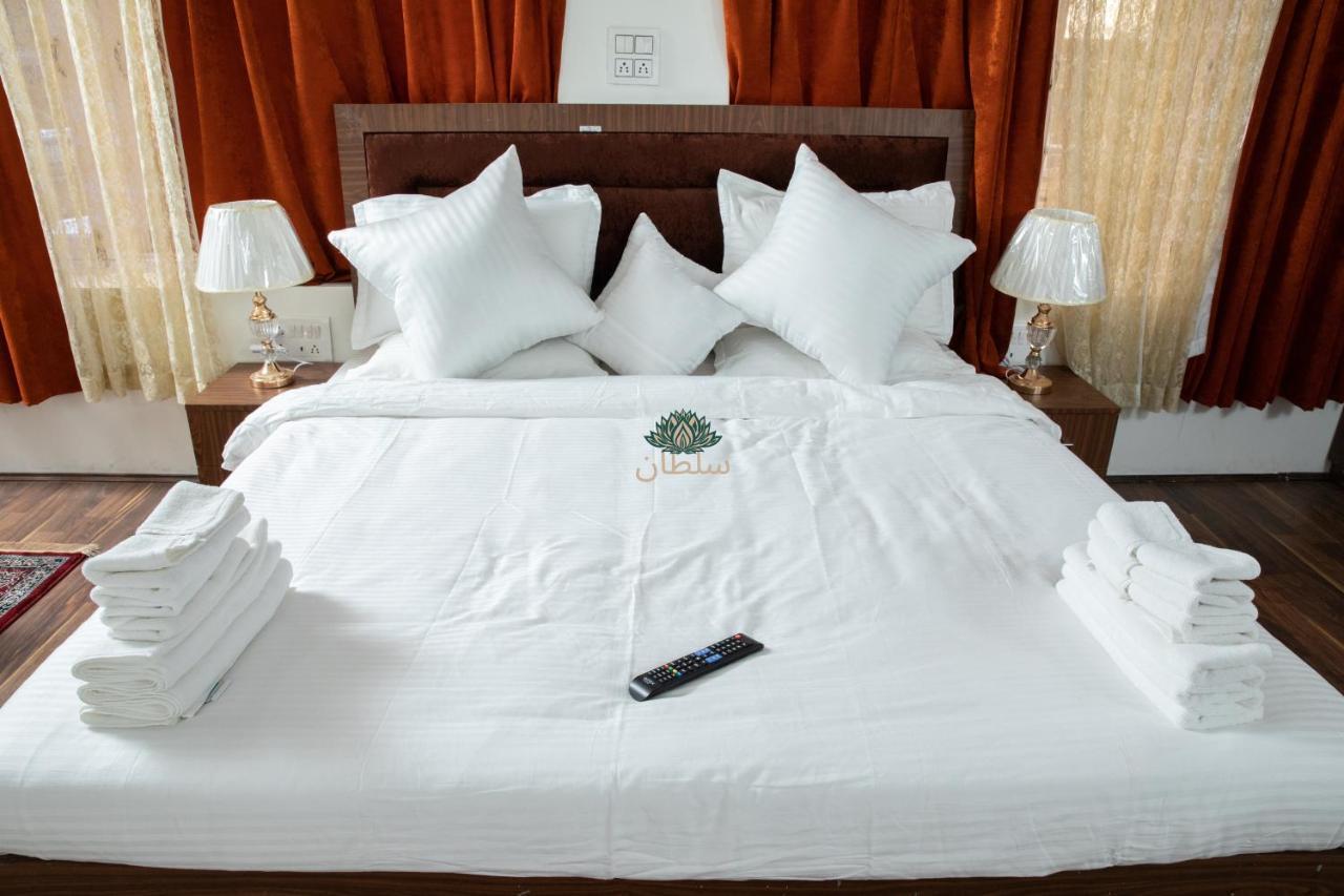 Sultan Residency Hotel *