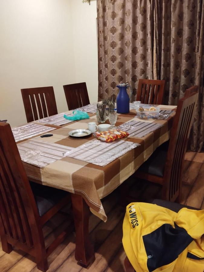 Lit Apartment