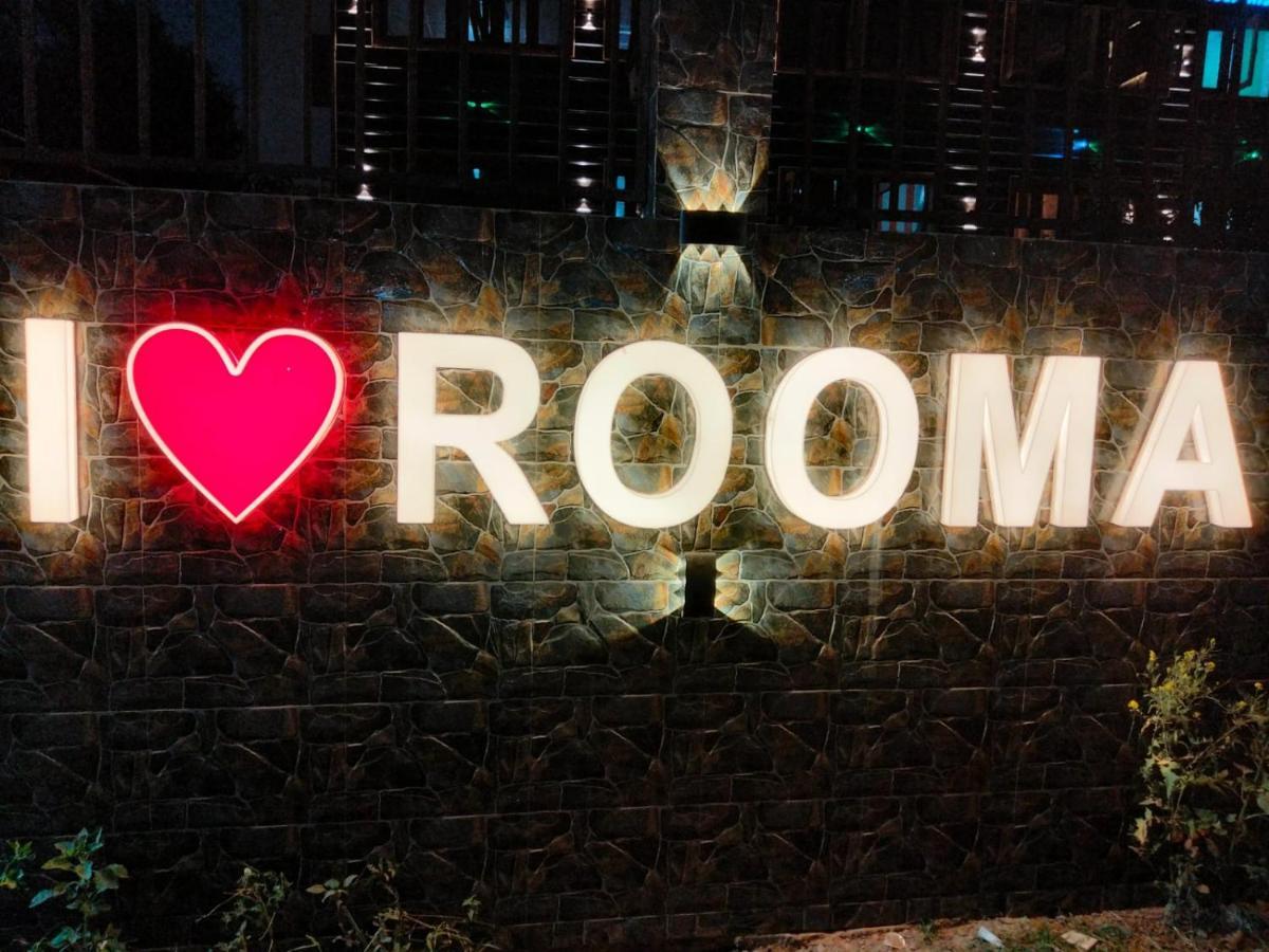 Rooma Holidays In Heaven