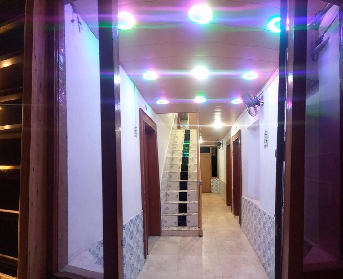Rooma Holidays In Heaven Hotel Srinagar (Jammu and Kashmir)