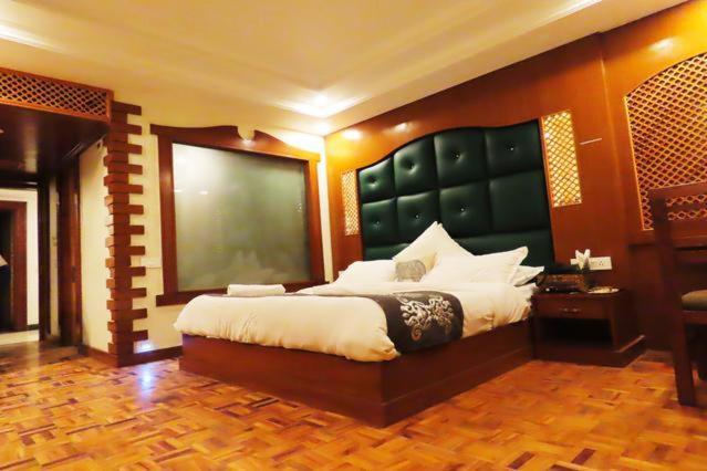 Rizk Hotel 4*