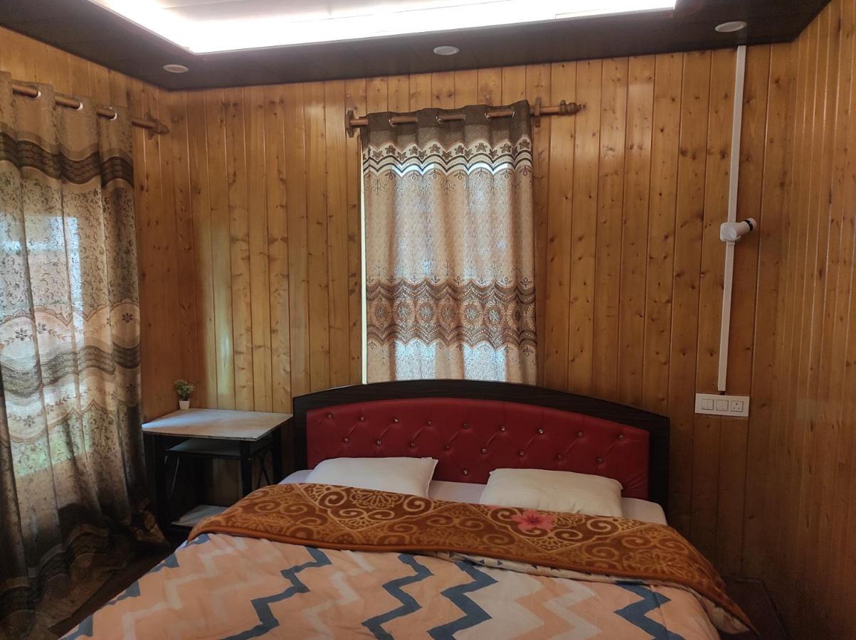 Hotel New Zum Zum & Restaurant 3*