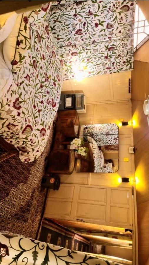 Neelam & Lady Of Group Of Houseboats 4* Srinagar (Jammu and Kashmir)