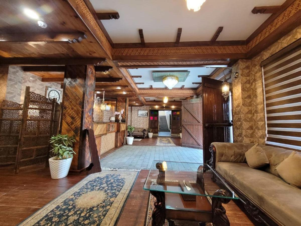 Rooms, Vintage Luxury Near Dal 4*