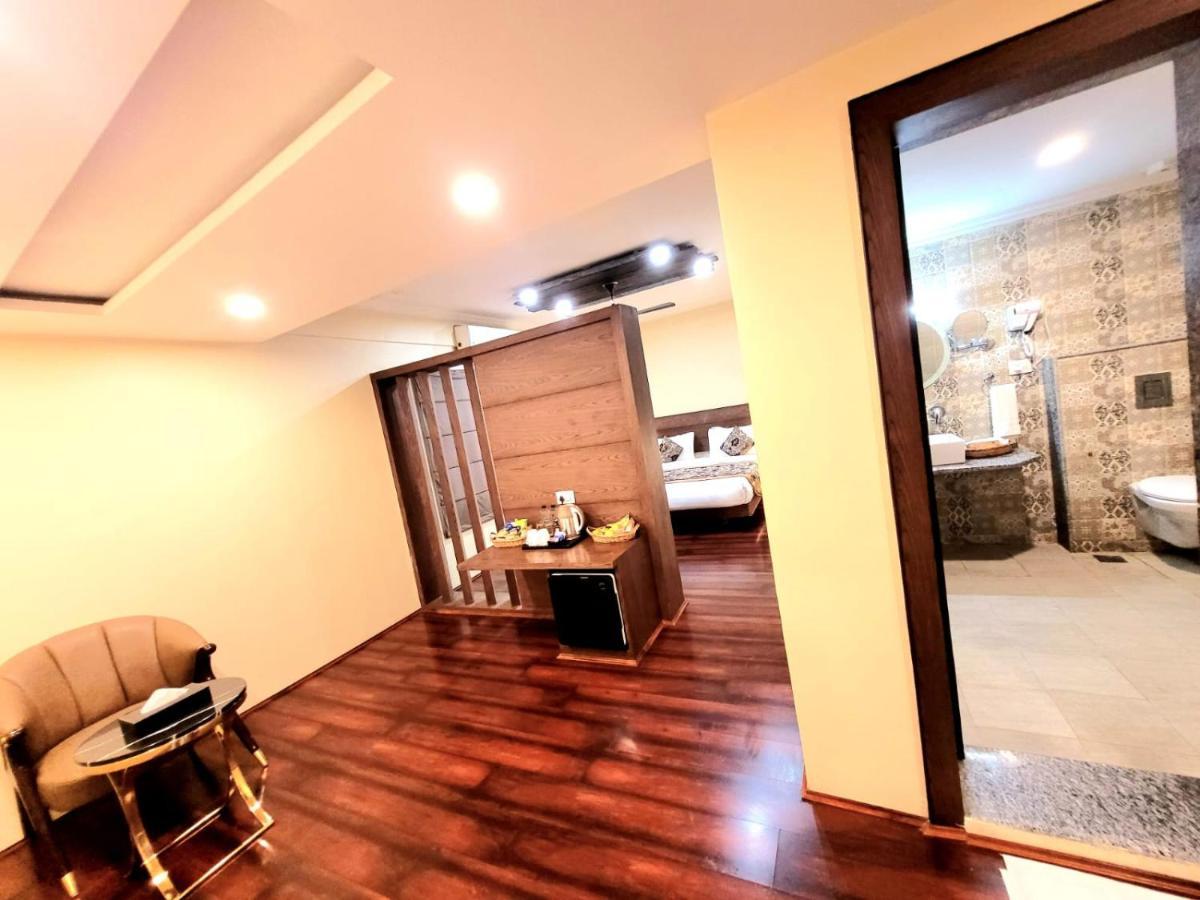 Rooms, Vintage Luxury Near Dal