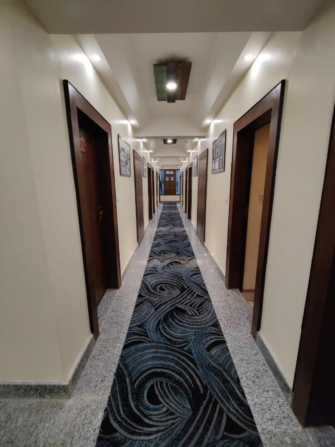 Rooms, Vintage Luxury Near Dal Hotel 4*