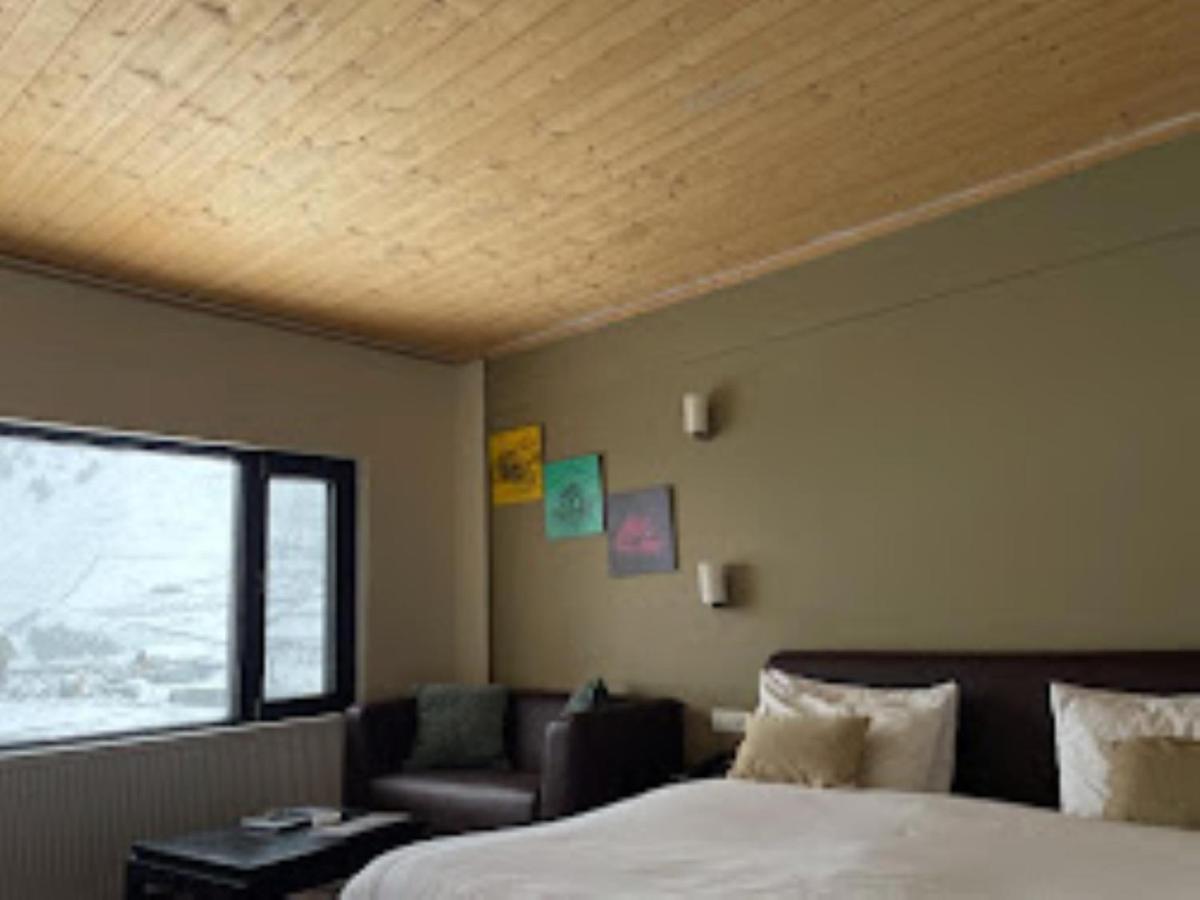 Tranquil Retreat Sonamarg