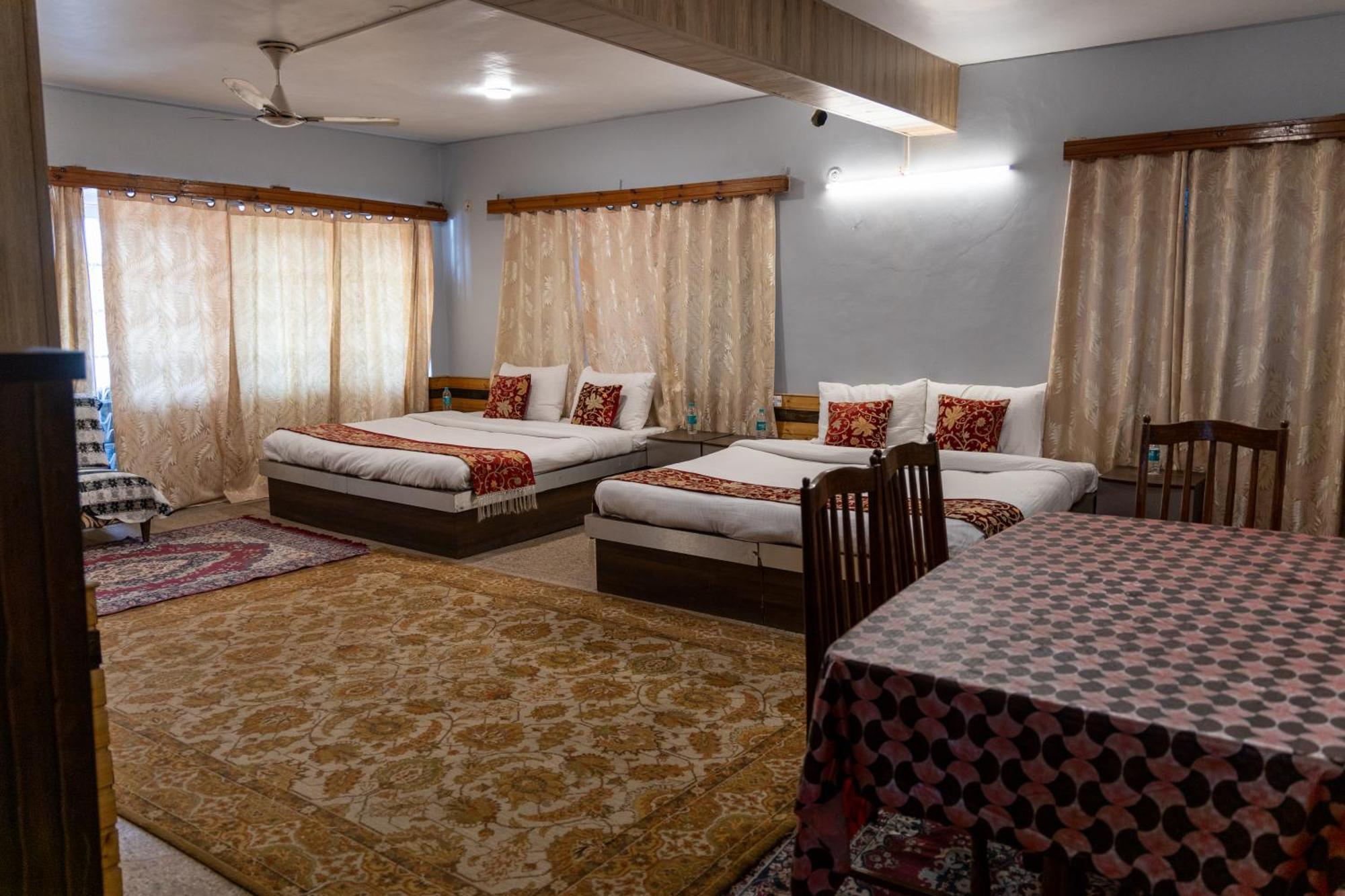 Bali Srinagar (Jammu and Kashmir)