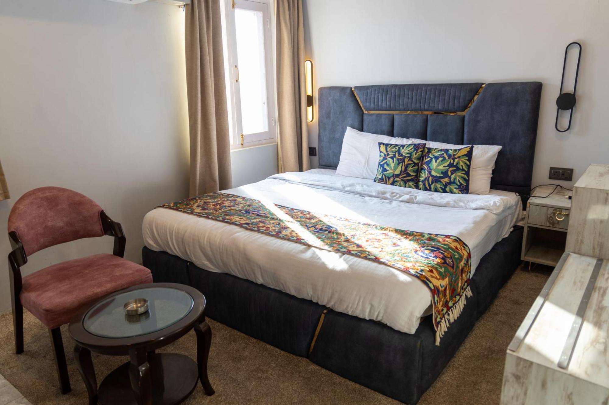 Bali Guest house Srinagar (Jammu and Kashmir)