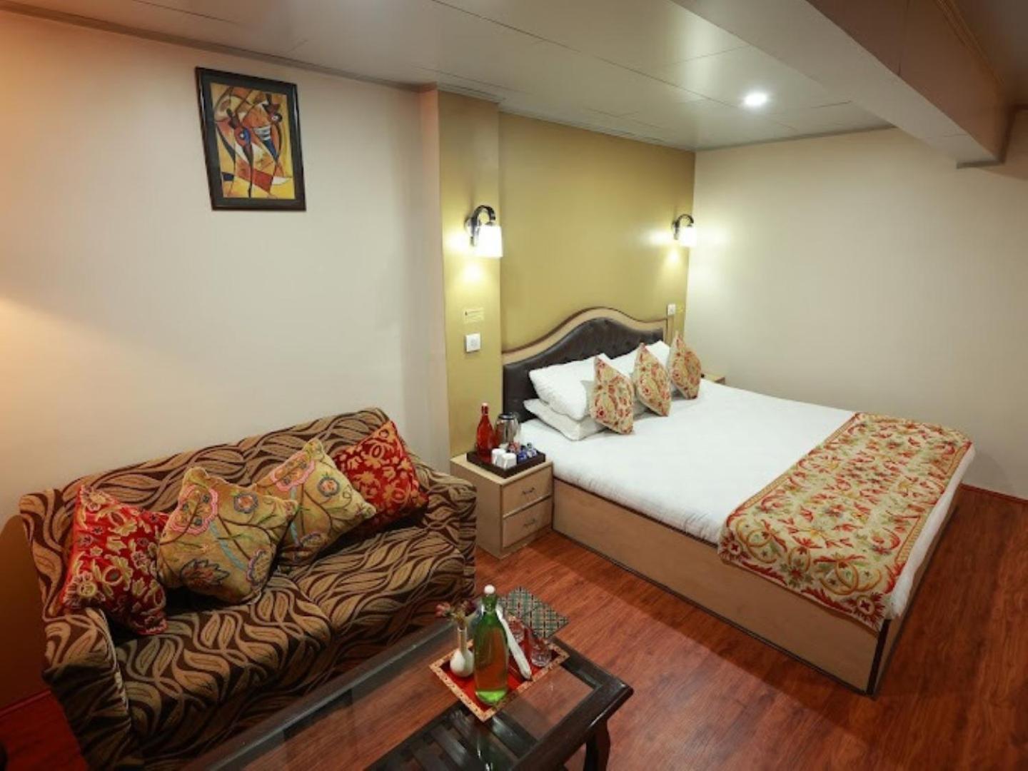 Homestay Aala Residency , Srinagar (Jammu and Kashmir)